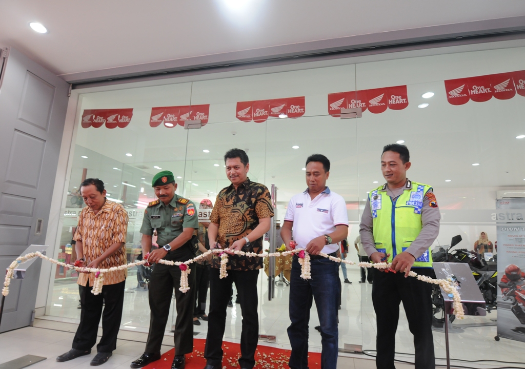 Astra Motor Resmikan Outlet Baru di Slawi